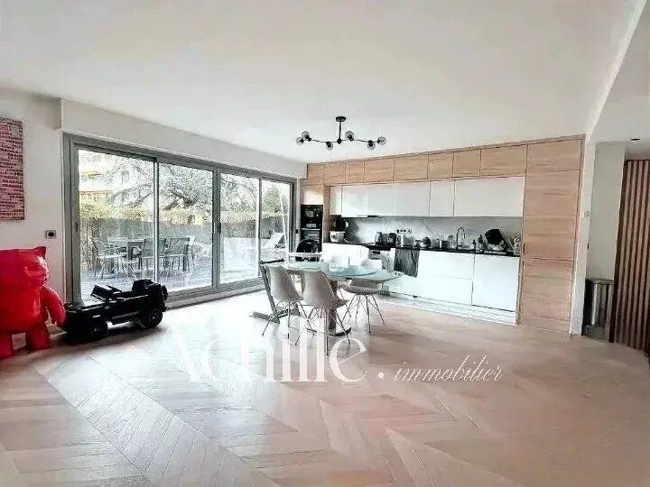 Appartement à vendre, 82m², Neuilly-sur-Seine