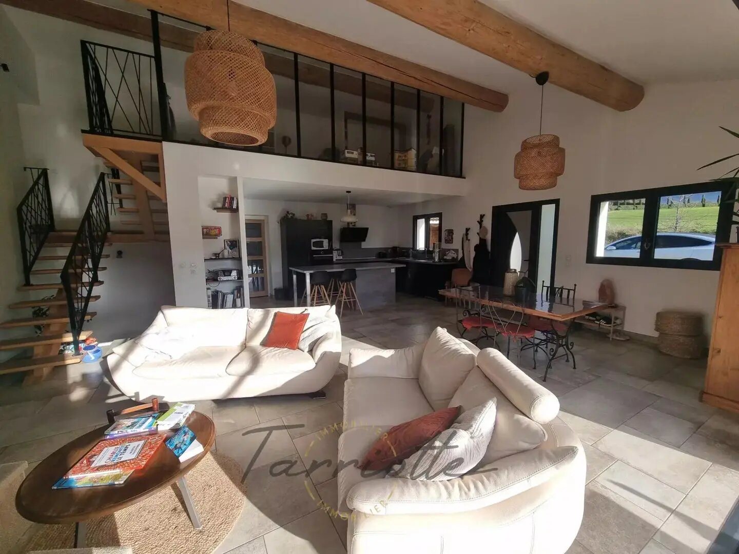 Maison à vendre, 165m², La Bégude-de-Mazenc