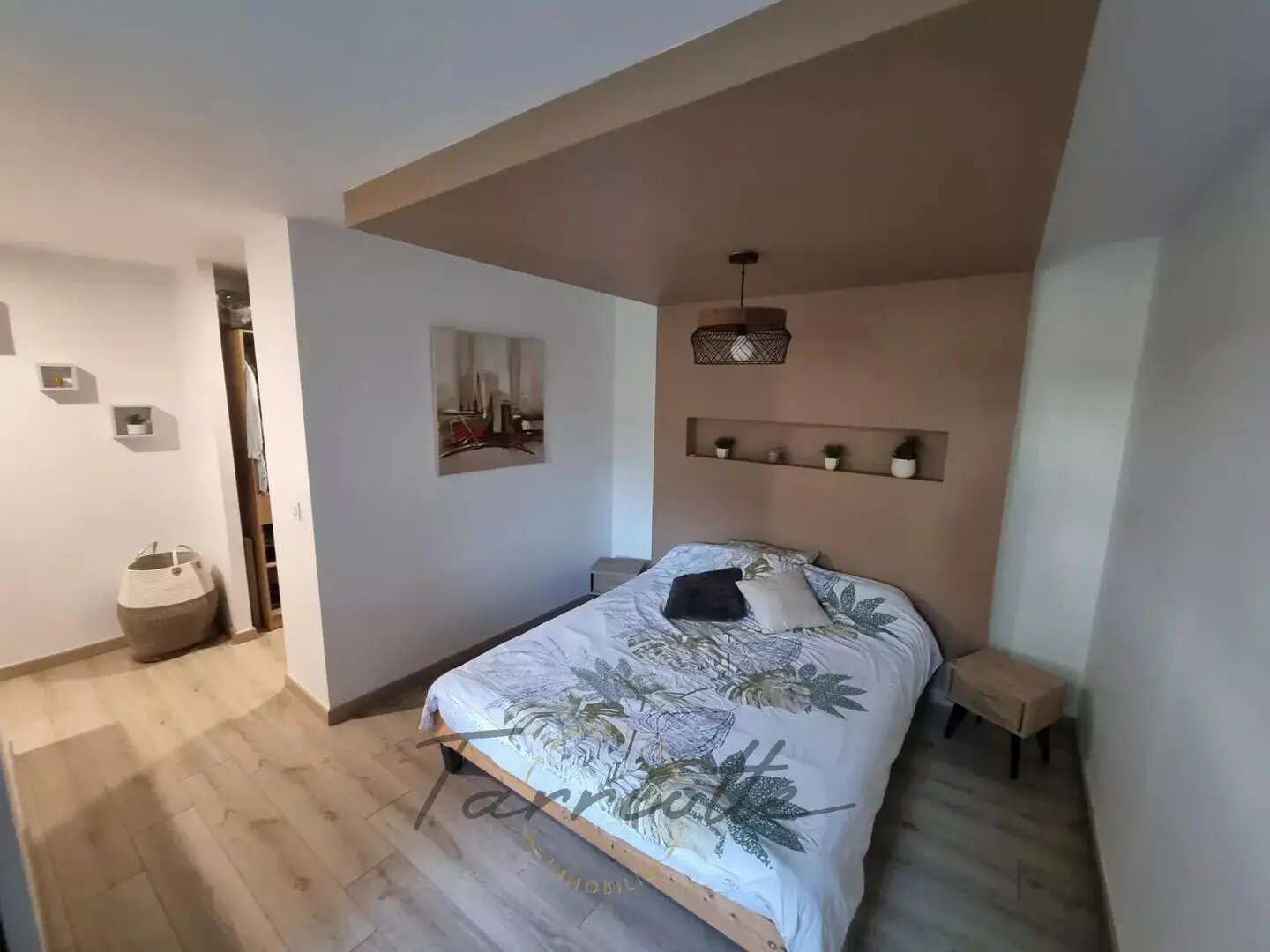 Maison à vendre, 165m², La Bégude-de-Mazenc