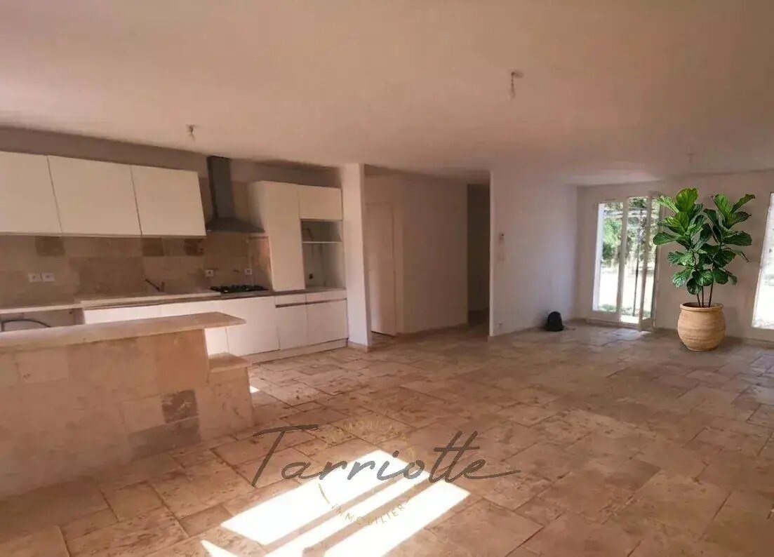 Maison à vendre, 101m², Alba-la-Romaine