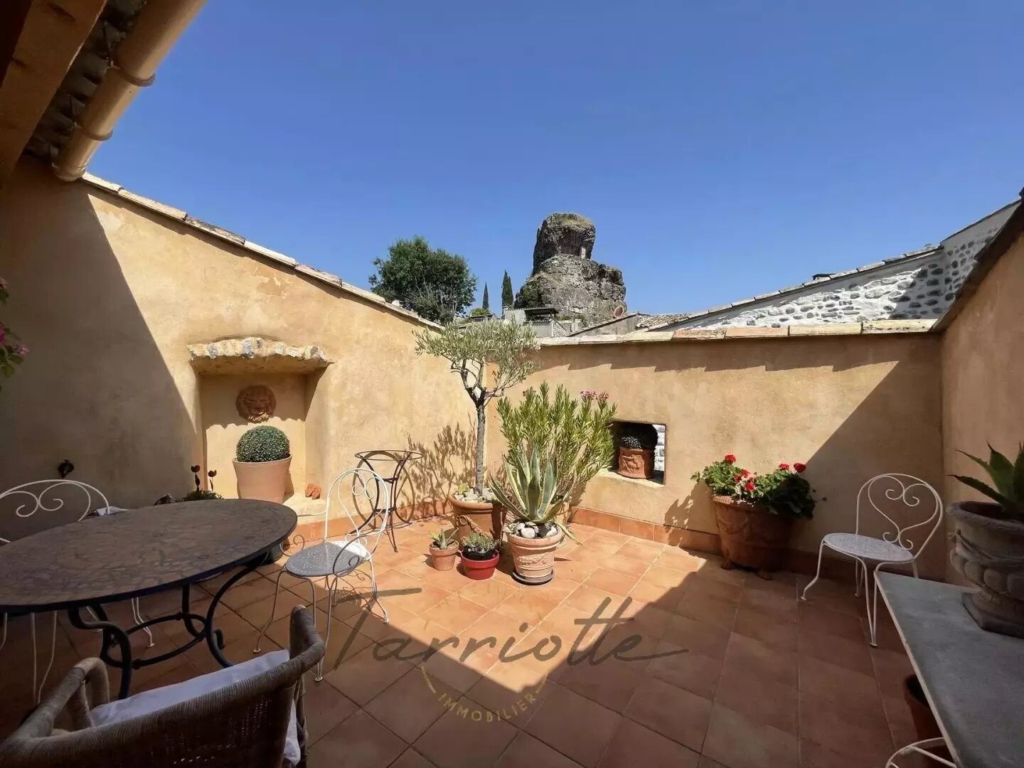 Maison à vendre, 150m², Alba-la-Romaine