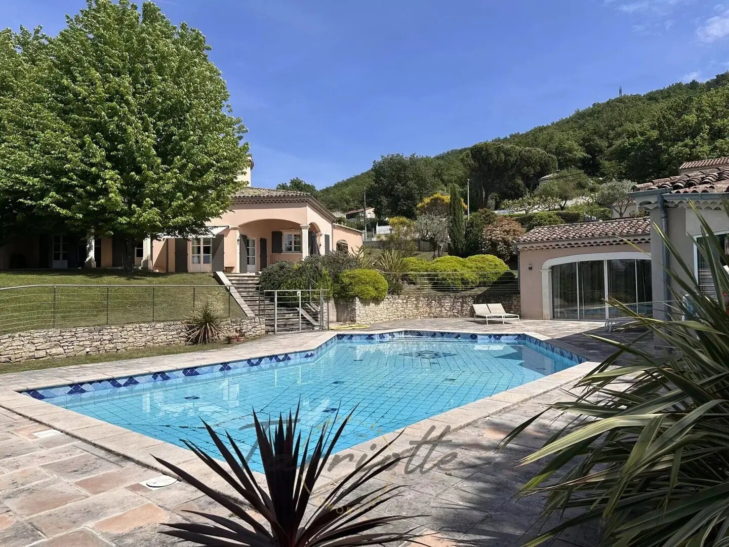Maison à vendre, 340m², Montélimar