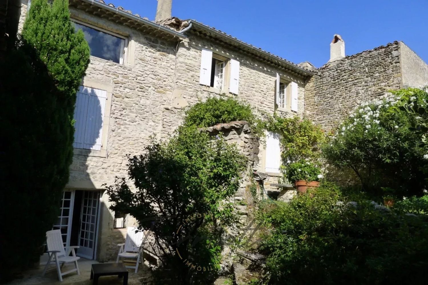 Maison à vendre, 367m², Grignan