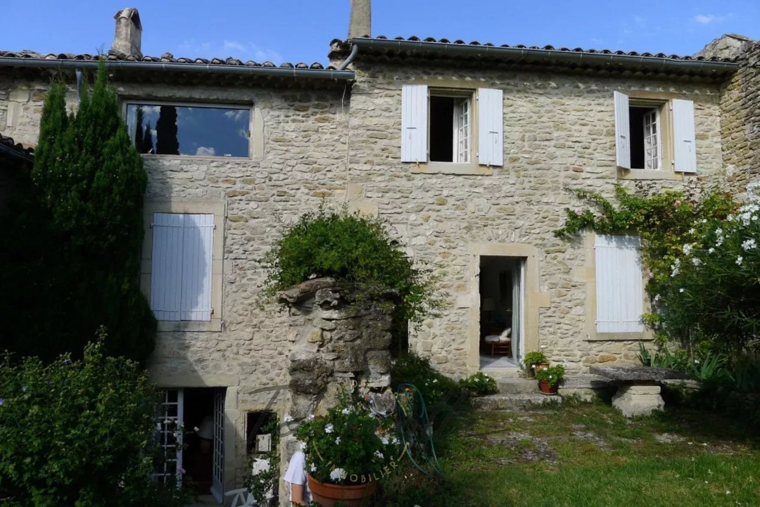 Maison à vendre, 367m², Grignan