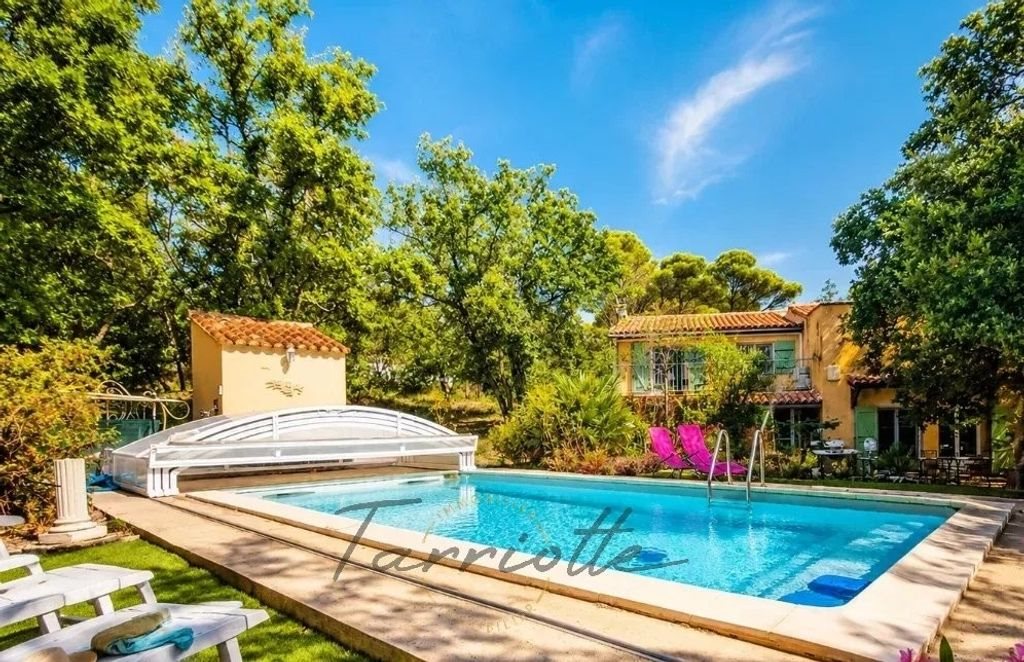 Maison à vendre, 218m², Montségur-sur-Lauzon