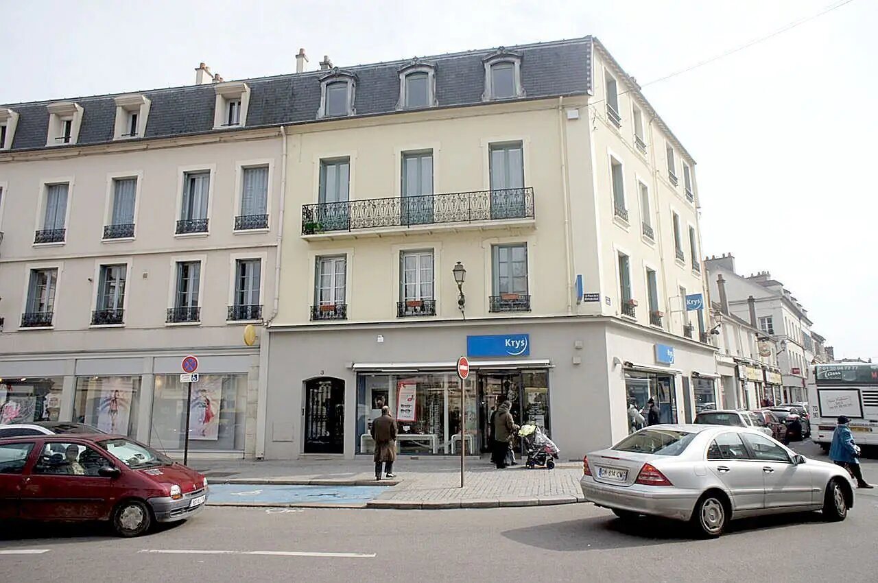 Appartement à louer, 120m², Mantes-la-Jolie
