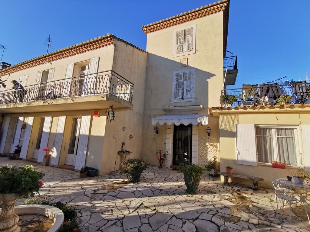 Maison à vendre, 831m², Nîmes