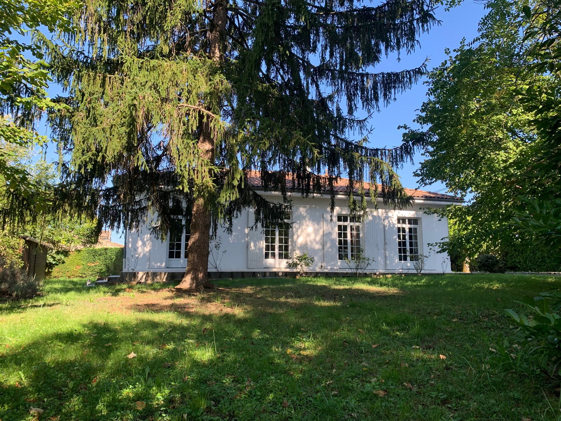 Maison à vendre, 110m², Sauveterre-de-Guyenne