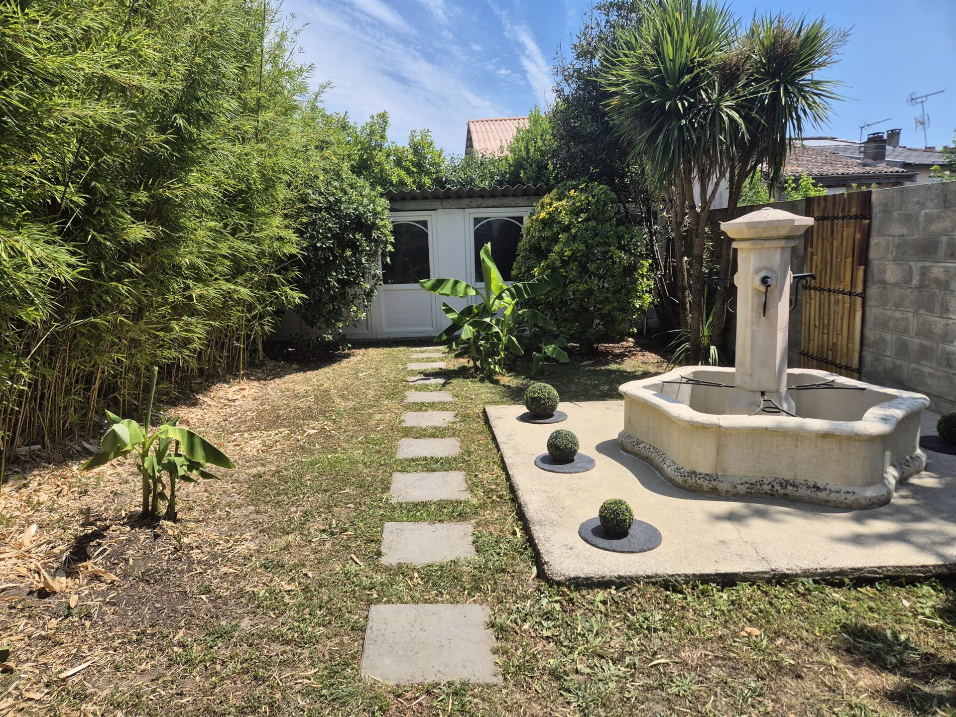 Maison à vendre, 105m², Sauveterre-de-Guyenne