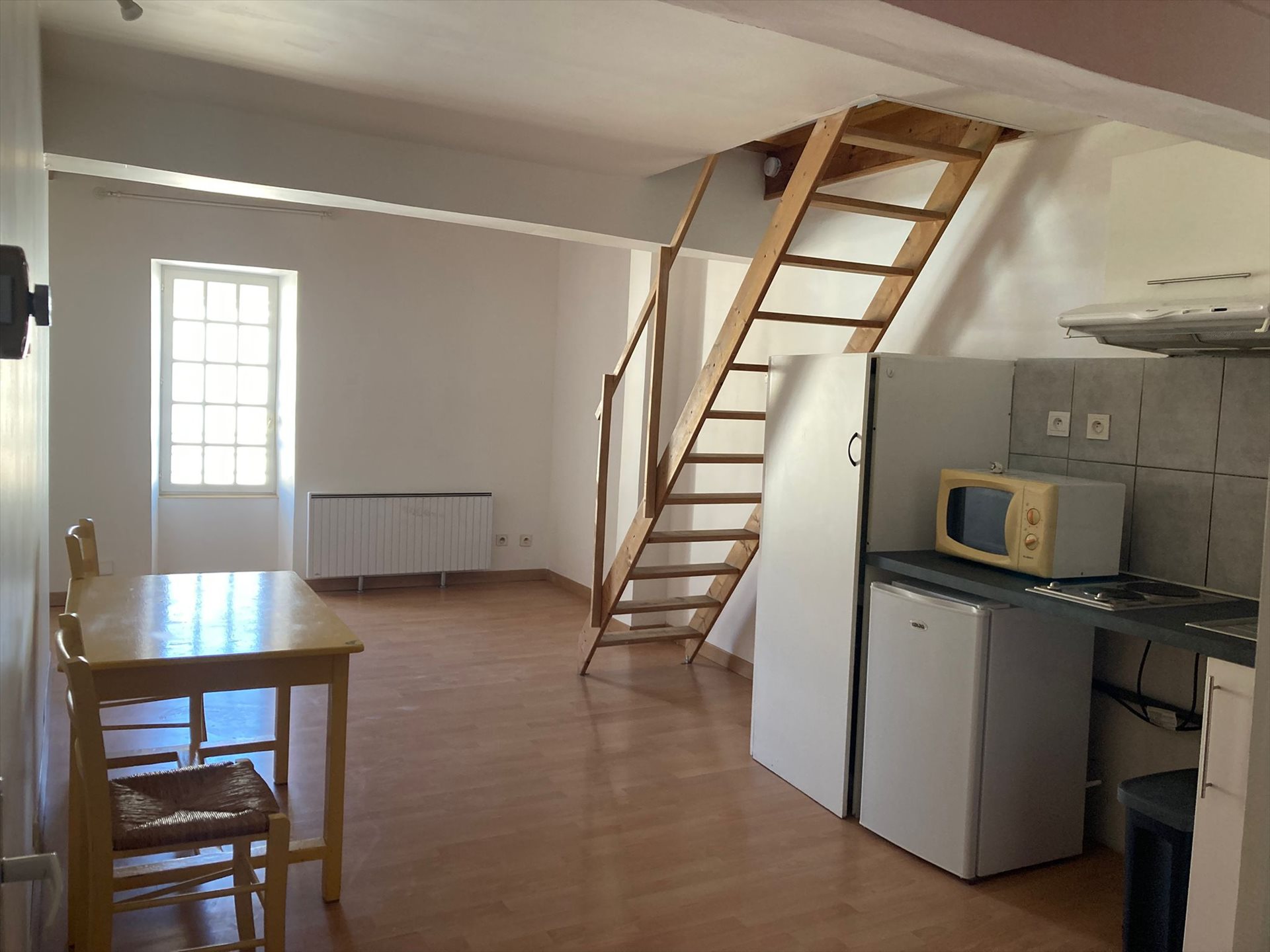 Appartement à louer, 40m², Sauveterre-de-Guyenne