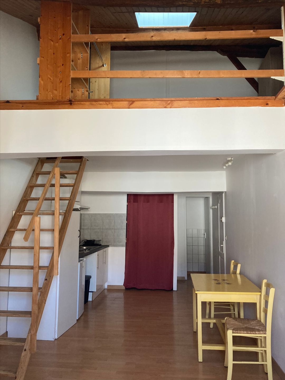 Appartement à louer, 40m², Sauveterre-de-Guyenne