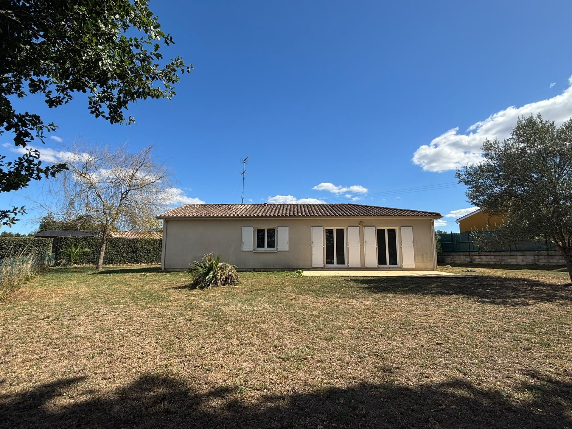 Maison à louer, 90m², Sauveterre-de-Guyenne