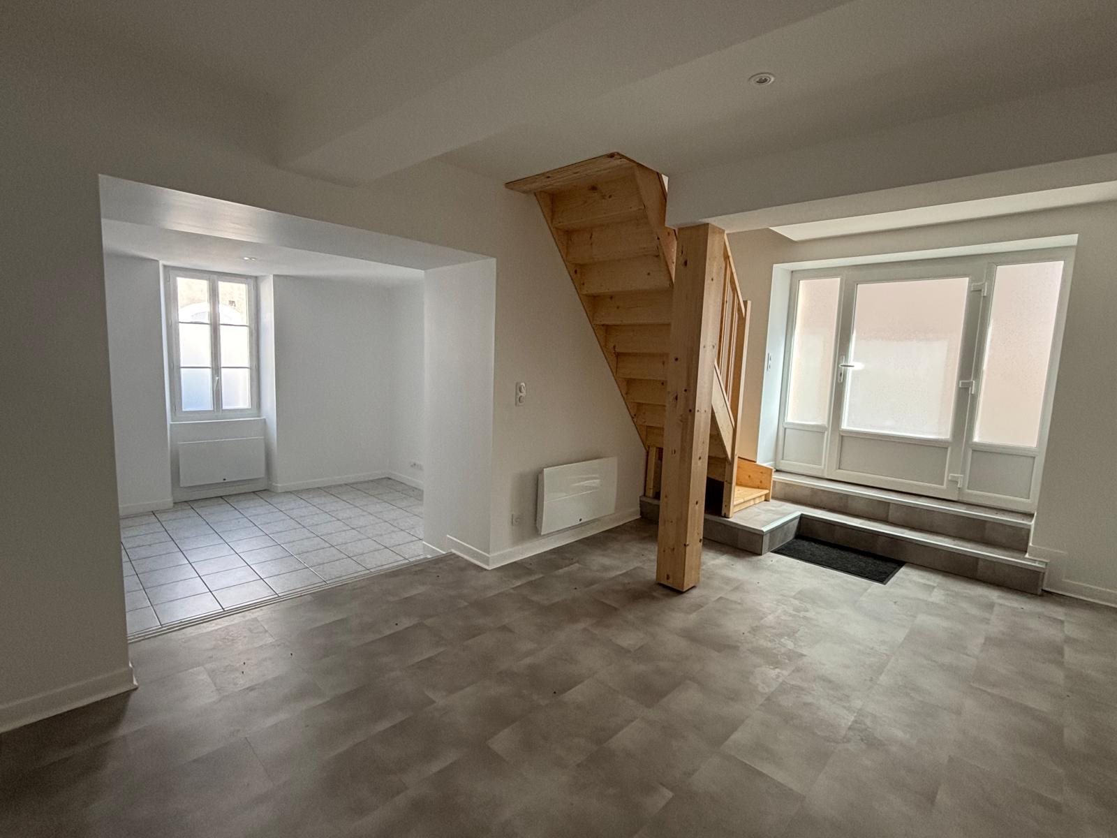 Appartement à louer, 58m², Sauveterre-de-Guyenne