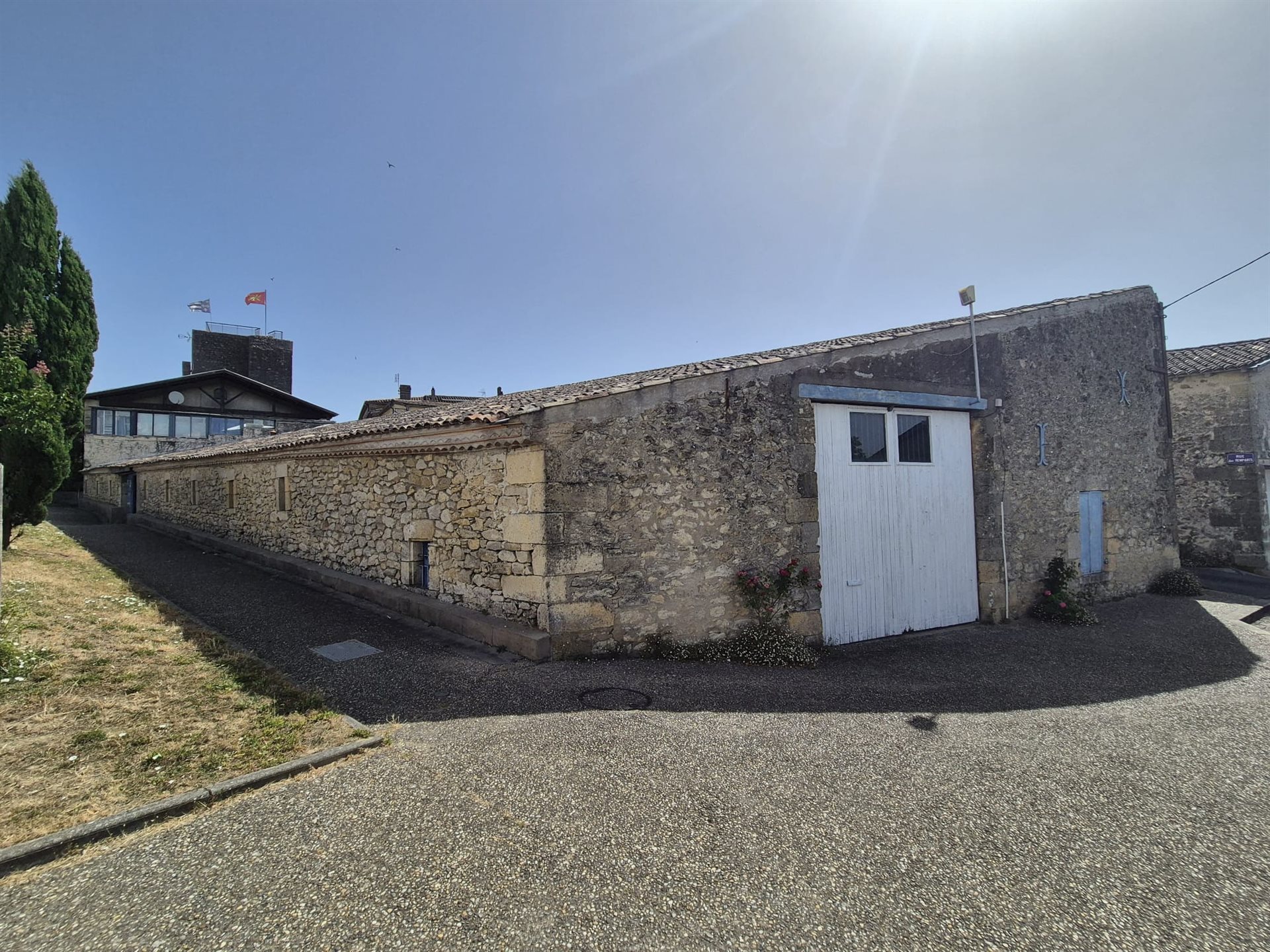 Maison à vendre, 377m², Sauveterre-de-Guyenne