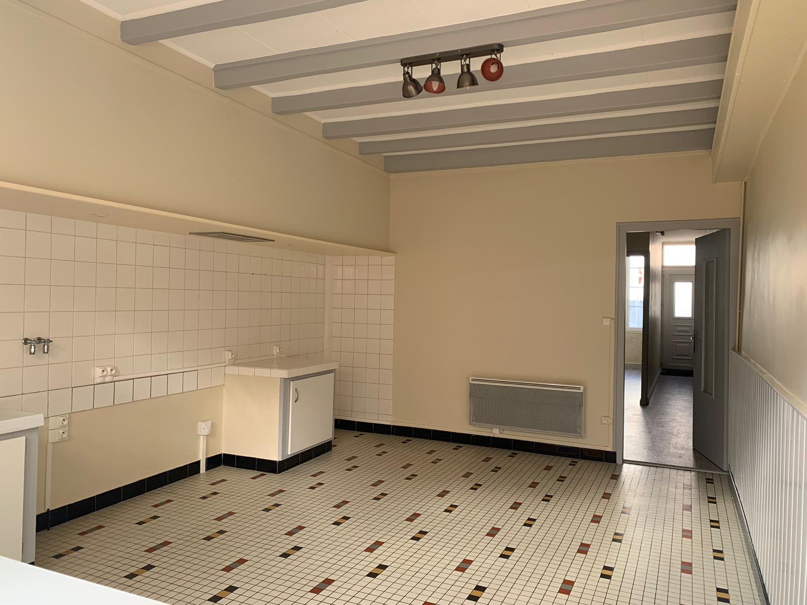 Maison à louer, 93m², Sauveterre-de-Guyenne