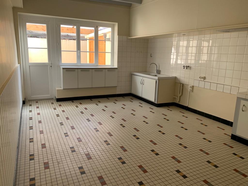 Maison à louer, 93m², Sauveterre-de-Guyenne