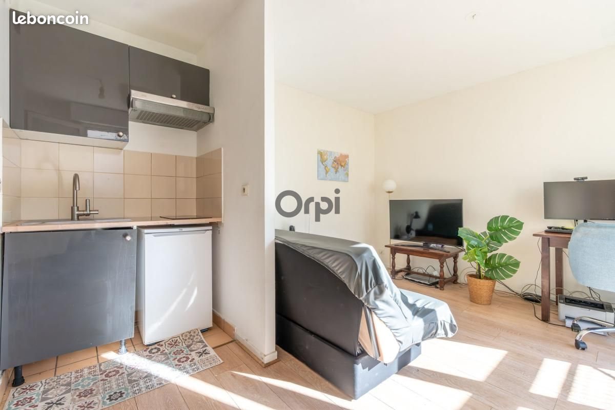 Appartement à vendre, 26m², Saint-Maurice