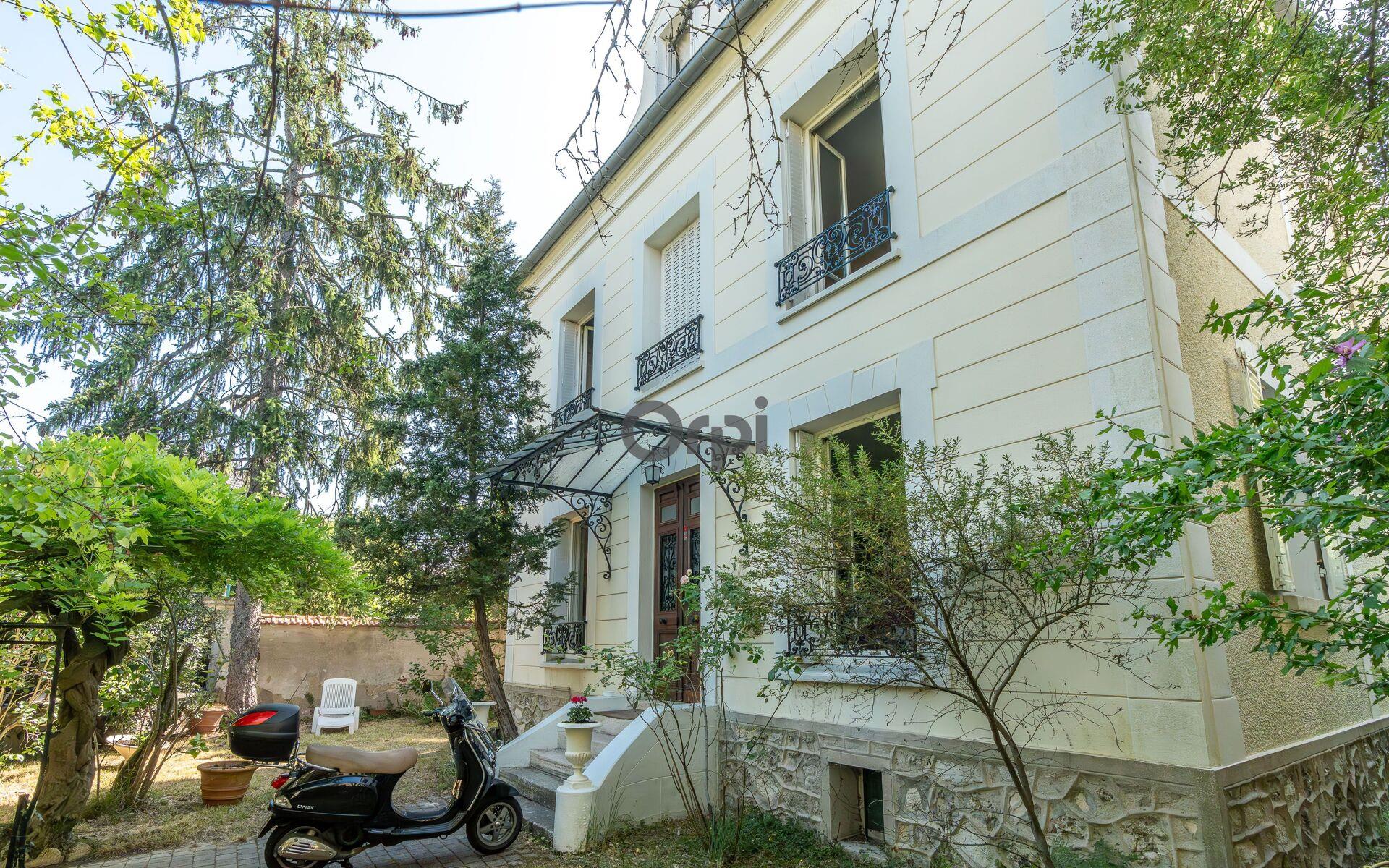 Maison à vendre, 247m², Joinville-le-Pont