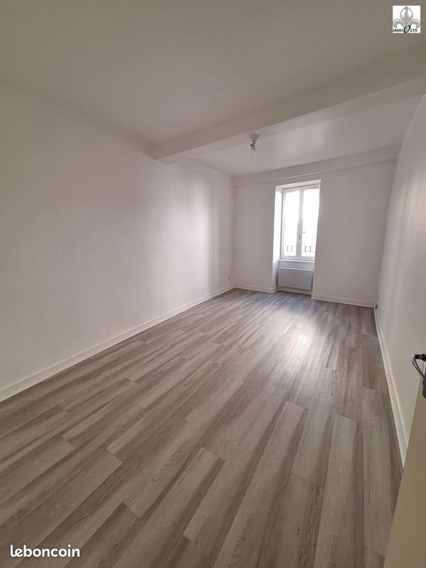 Maison à louer, 110m², Tournus
