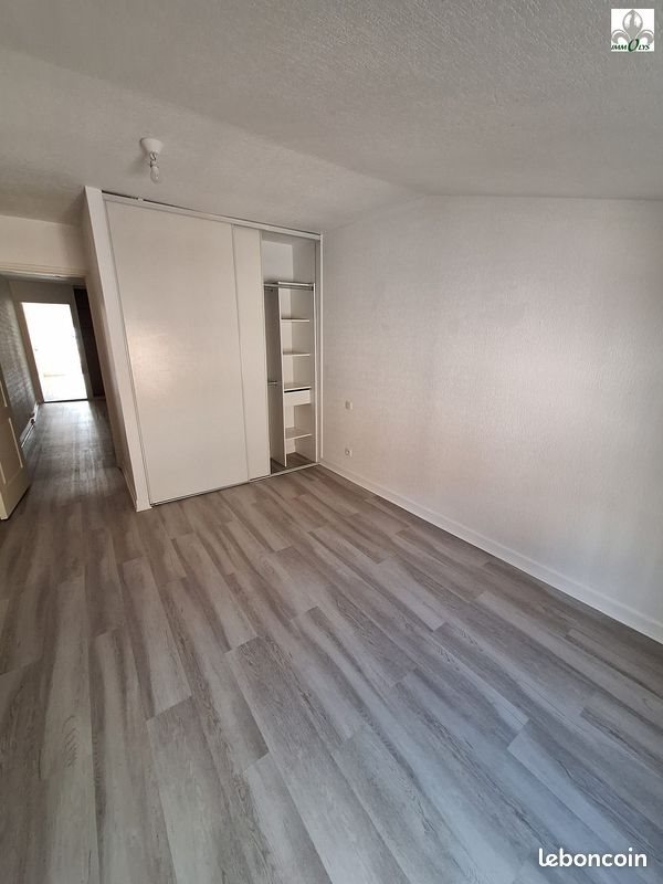 Maison à louer, 110m², Tournus