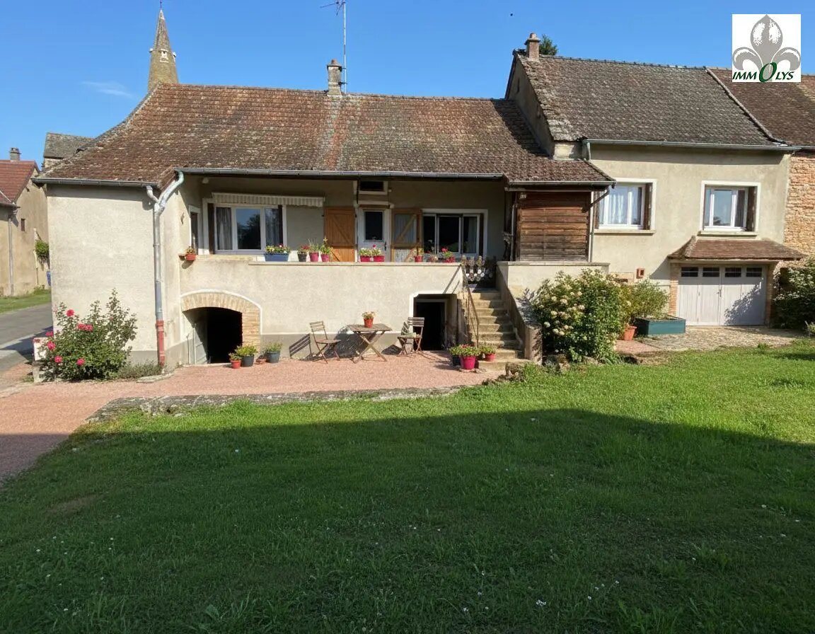 Maison à vendre, 106m², Etrigny