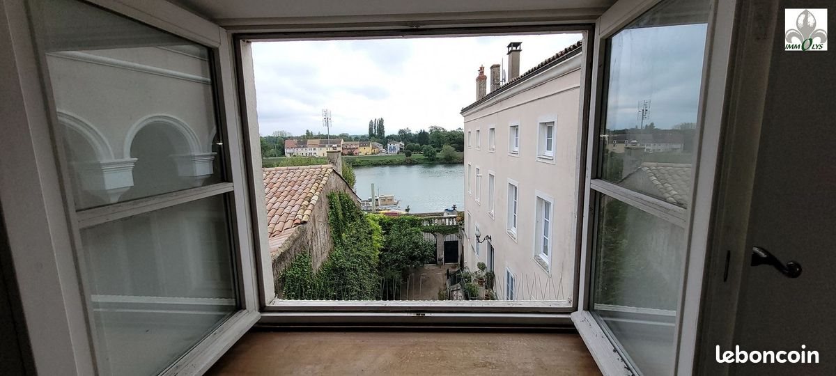 Appartement à louer, 169m², Tournus