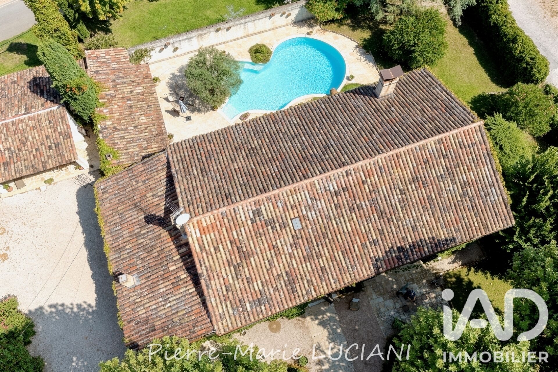 Maison à vendre, 330m², Le Puy-Sainte-Réparade
