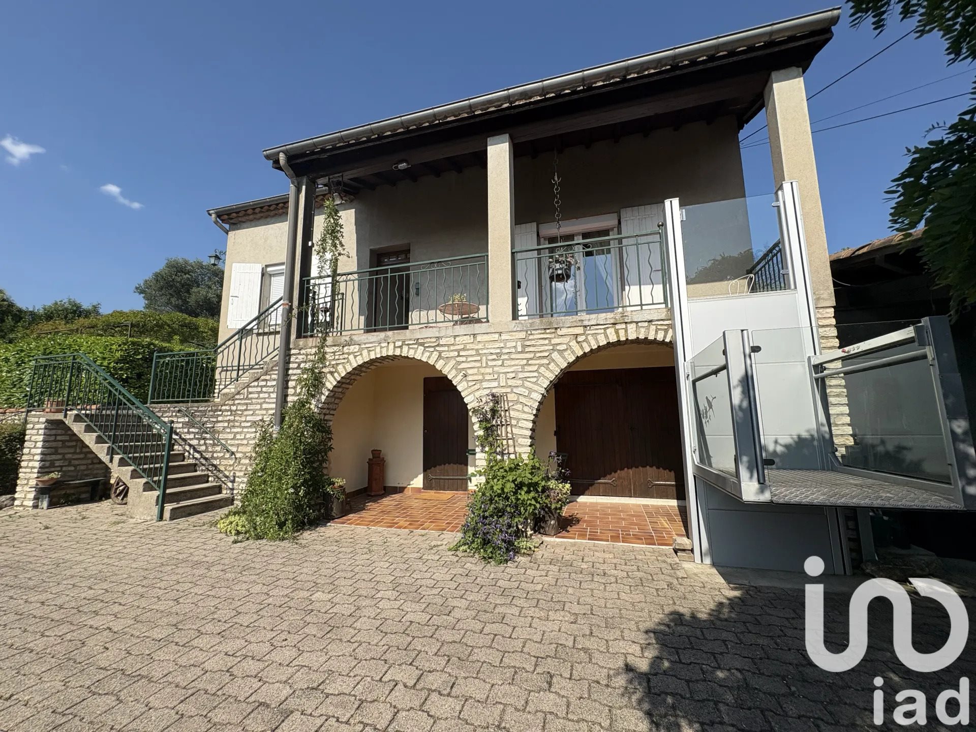Maison à vendre, 120m², Saint-Etienne-de-Fontbellon