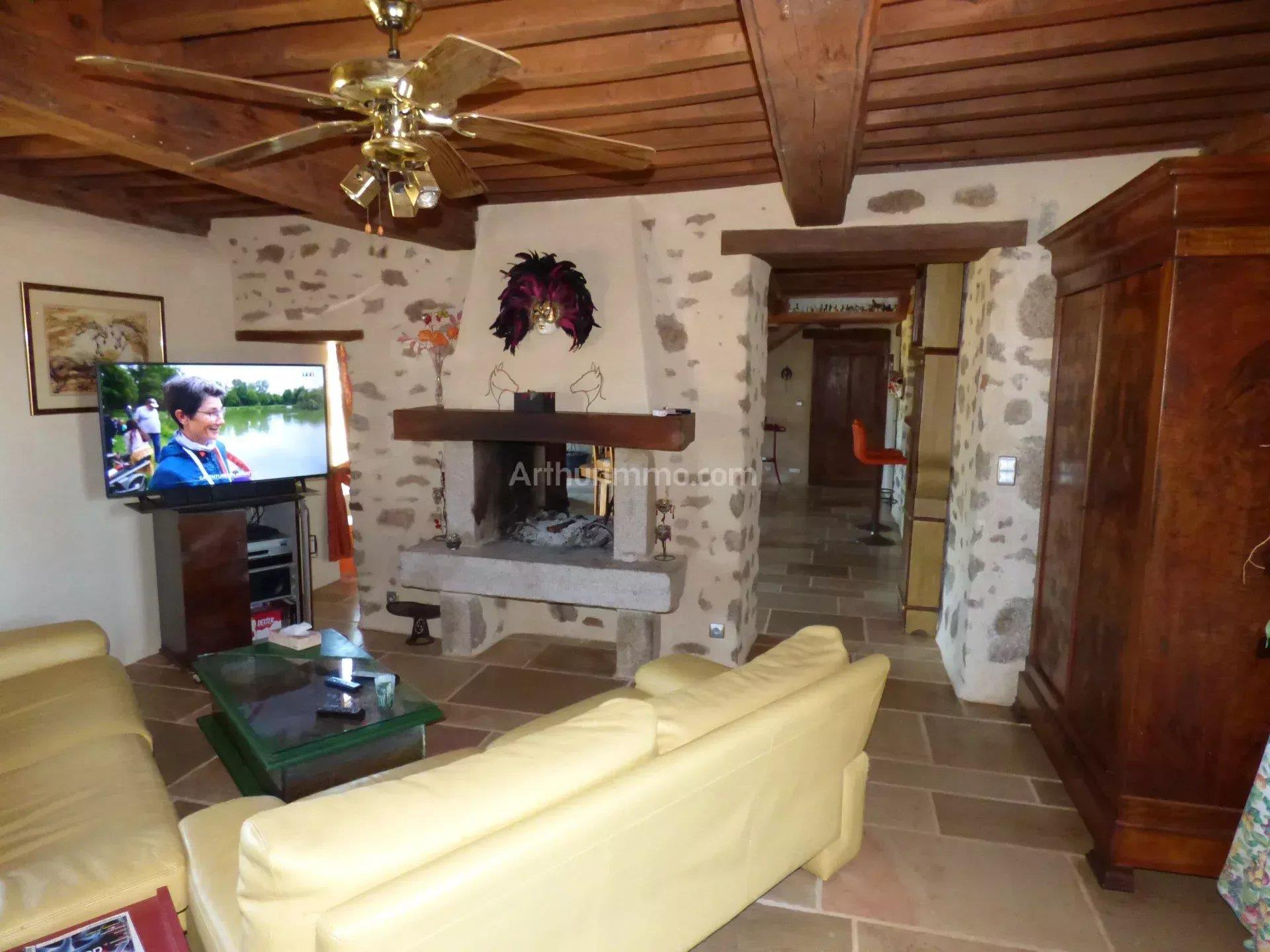 Maison à vendre, 133m², Semur-en-Auxois