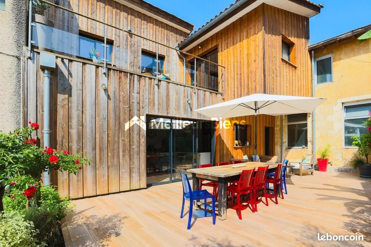 Maison à vendre, 189m², La Brède