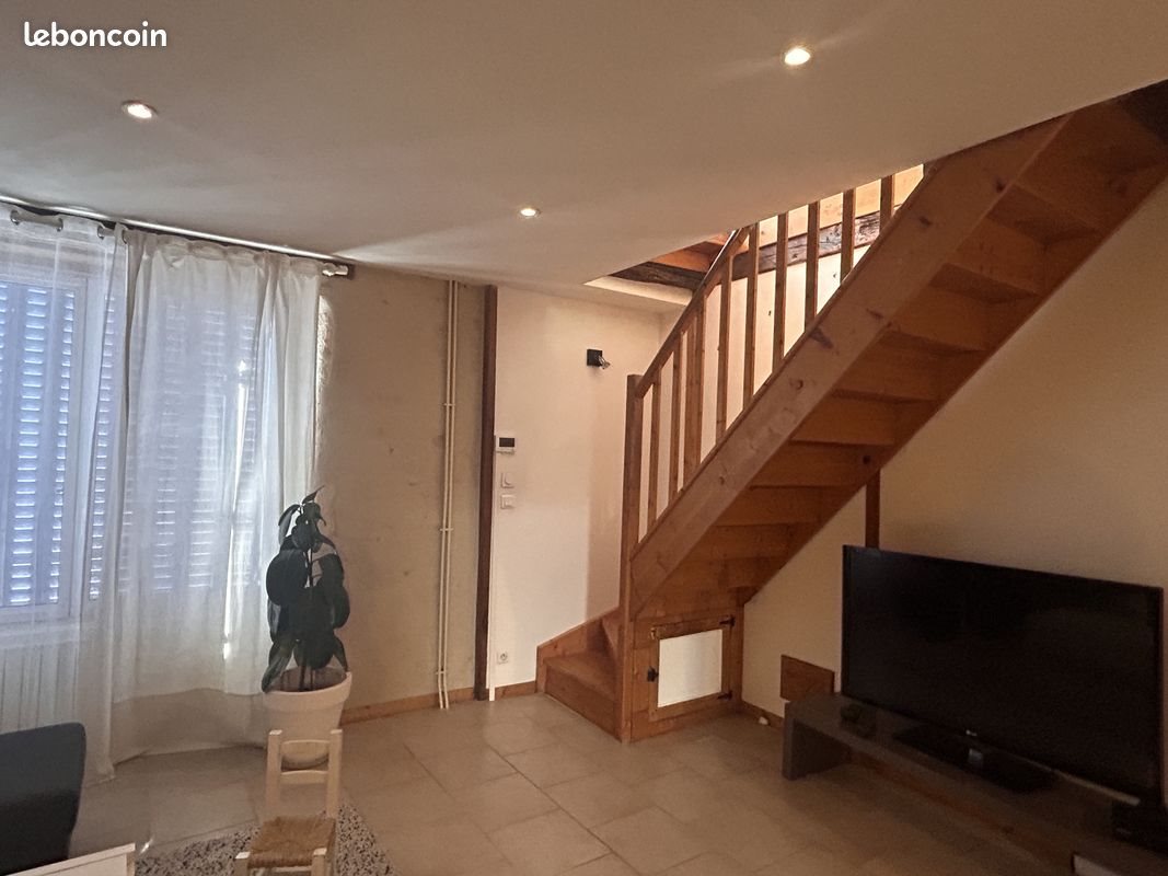 Maison à louer, 104m², Argenton-sur-Creuse