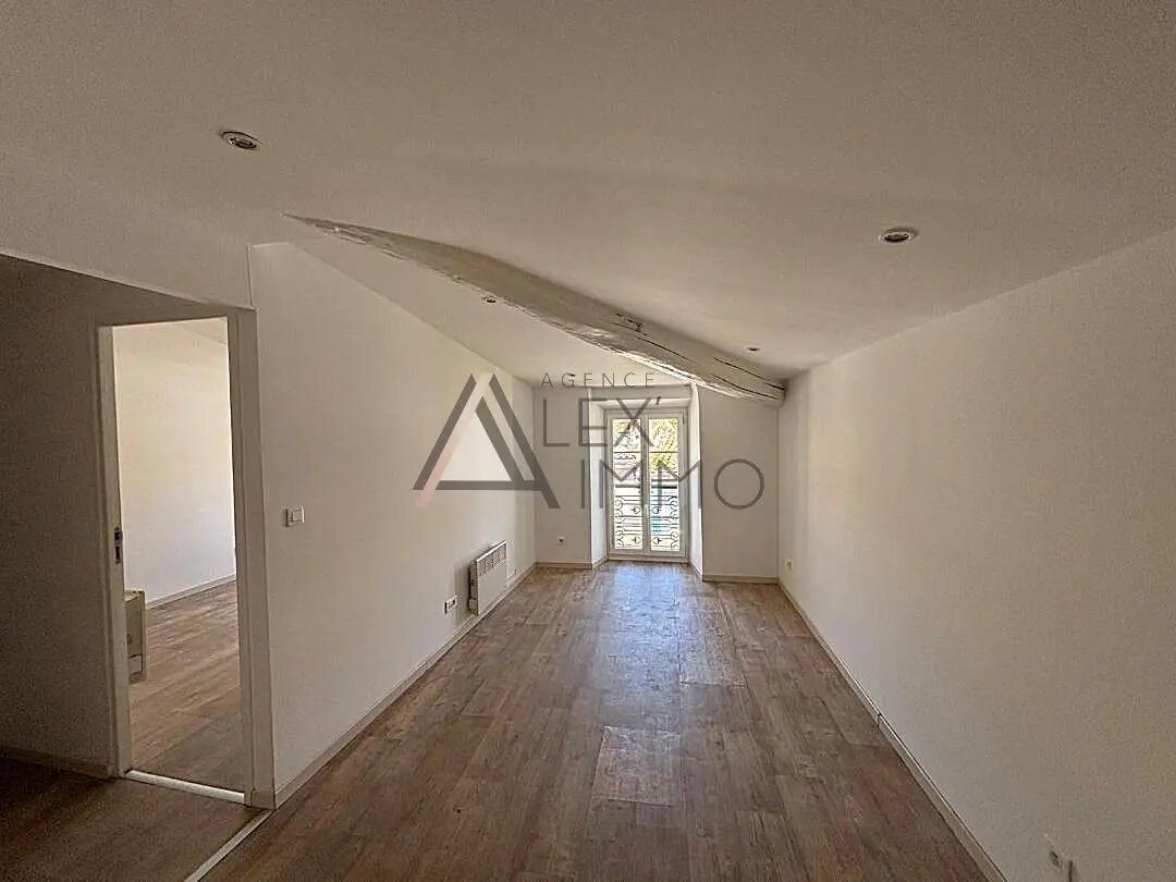 Appartement à louer, 30m², Roquevaire