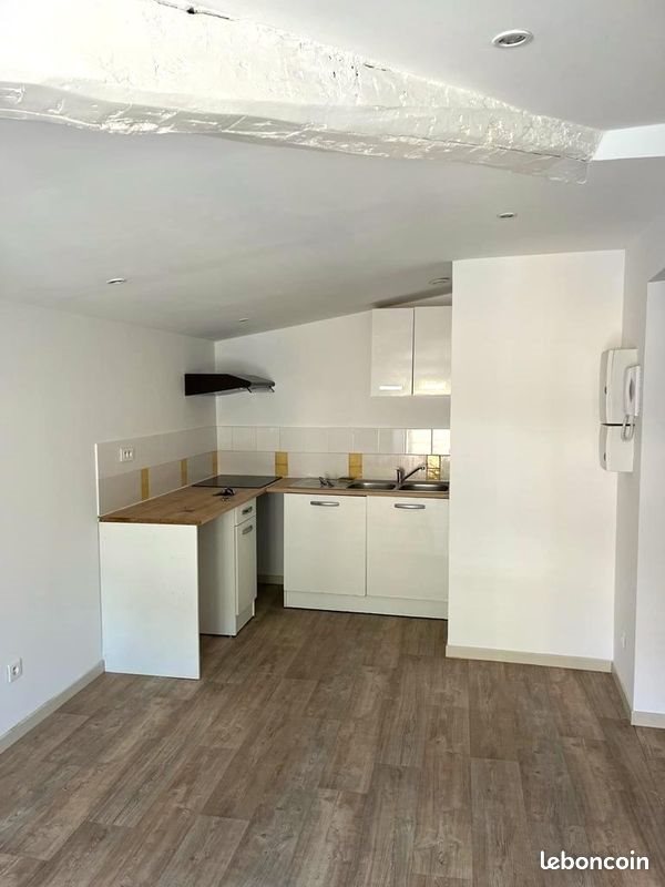 Appartement à louer, 30m², Roquevaire