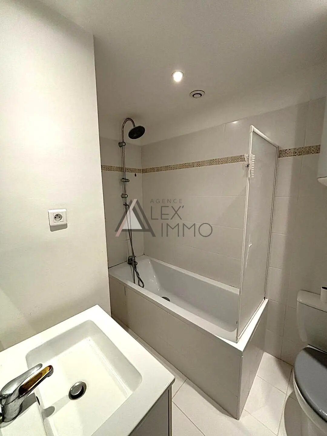 Appartement à louer, 30m², Roquevaire