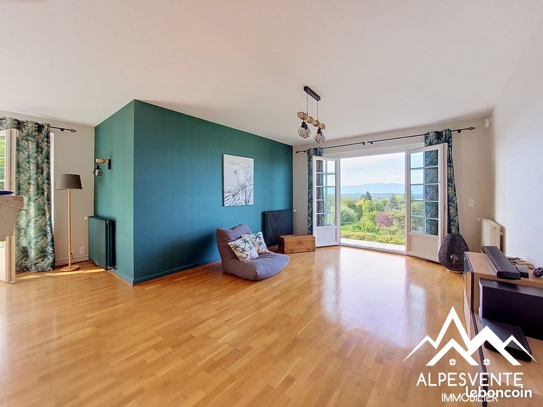 Maison à vendre, 124m², Sciez