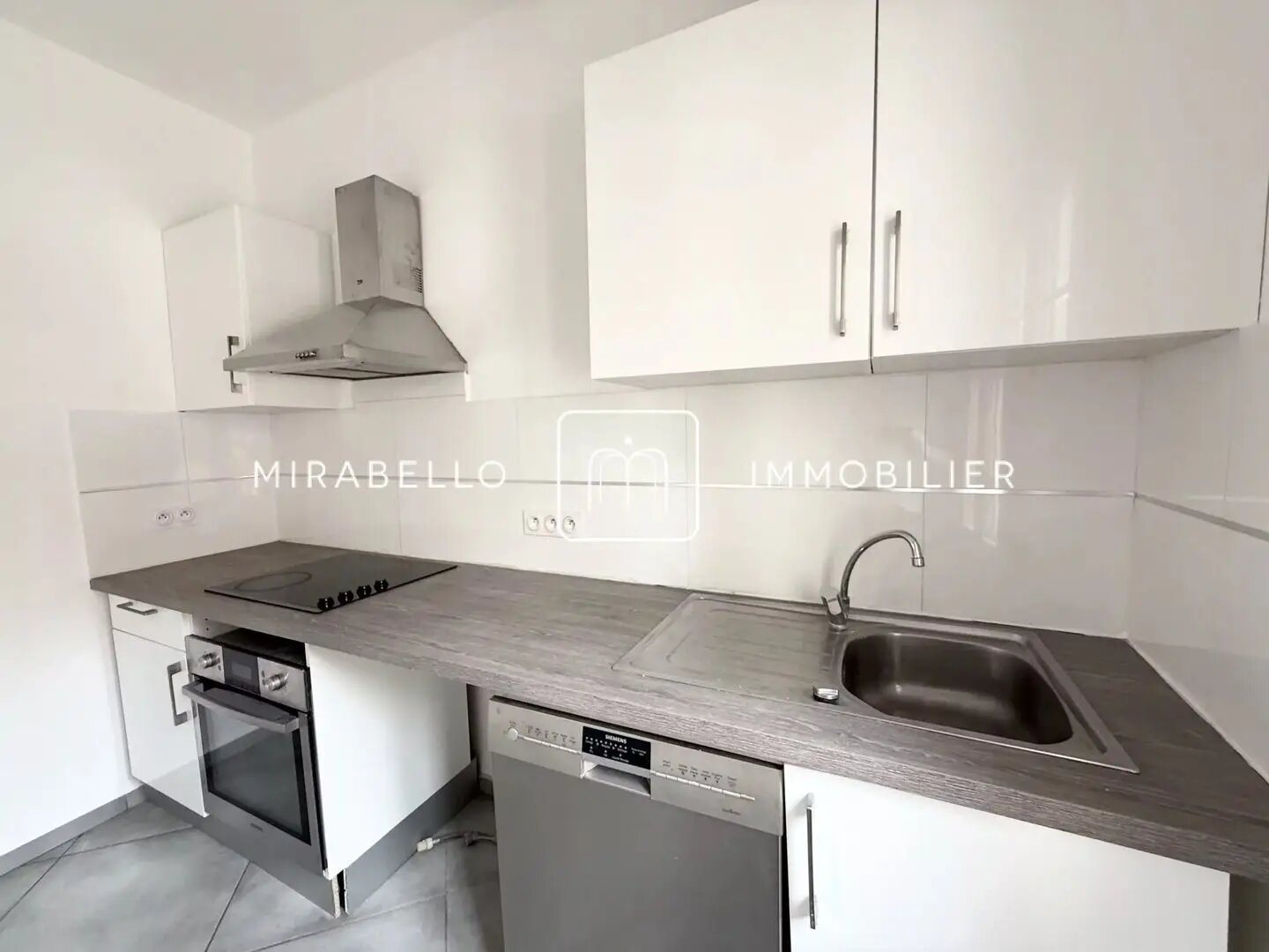 Appartement à louer, 29m², Cagnes-sur-Mer