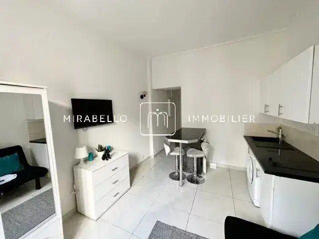 Appartement à louer, 17m², Nice