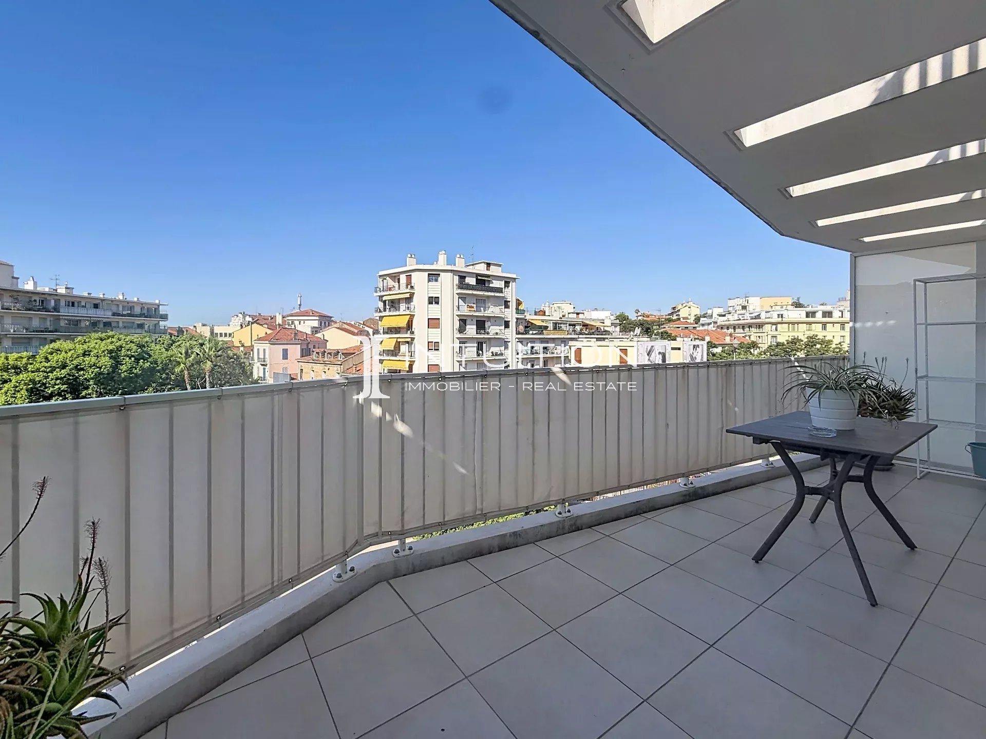 Appartement à louer, 42m², Cannes