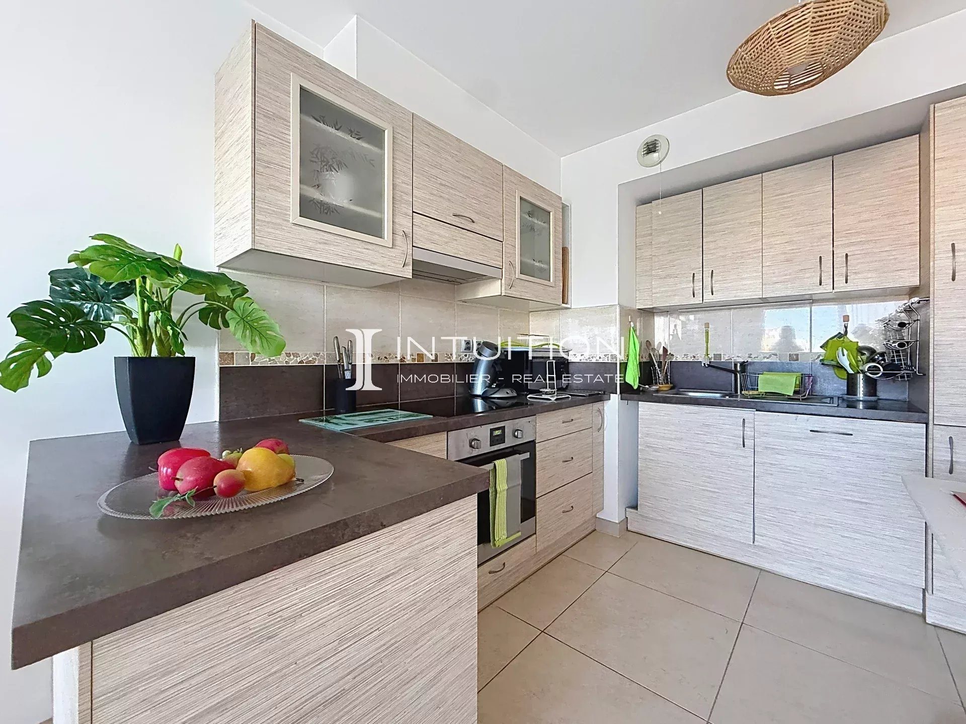 Appartement à louer, 42m², Cannes