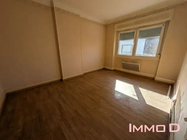 Appartement à vendre, 60m², Charmes