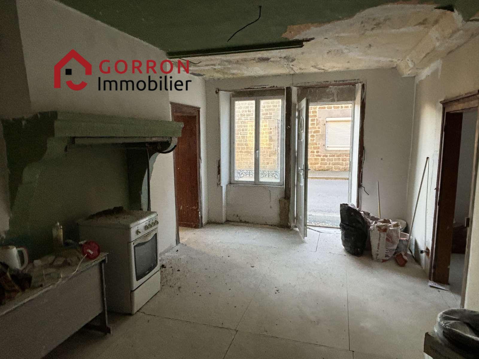 Maison à vendre, 110m², Saint-Berthevin-la-Tannière