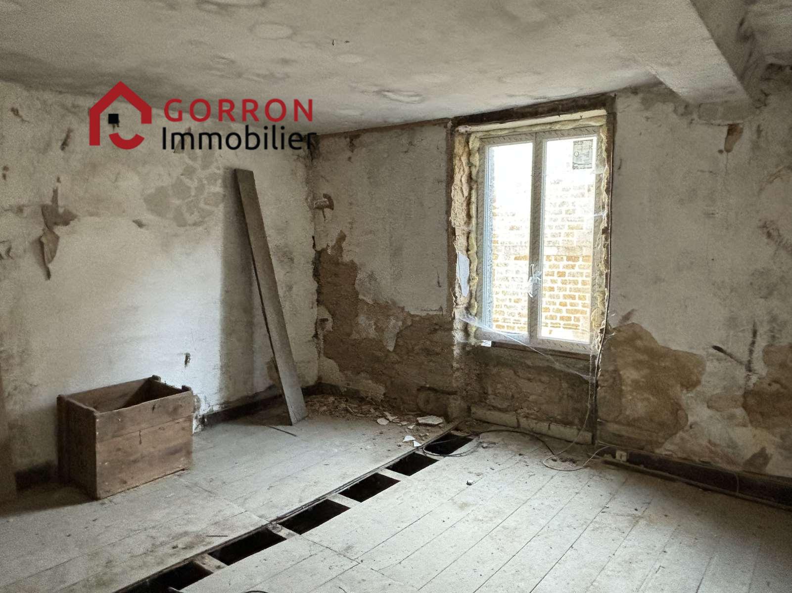 Maison à vendre, 110m², Saint-Berthevin-la-Tannière