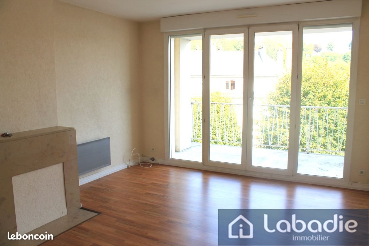 Appartement à louer, 70m², Vire