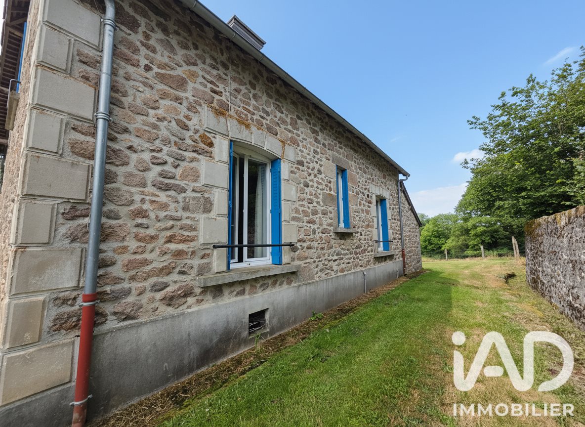 Maison à vendre, 140m², Saint-Setiers