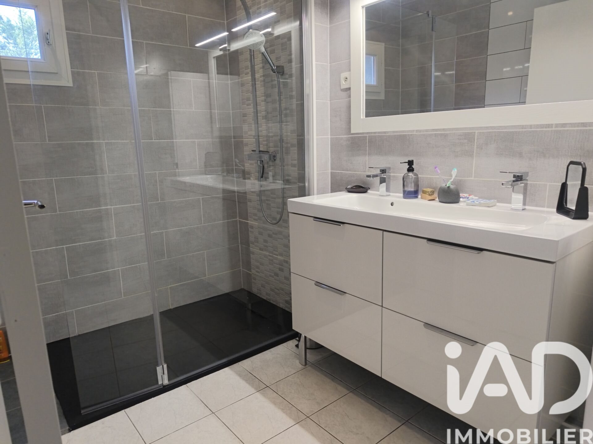 Maison à vendre, 100m², Roullet-Saint-Estèphe