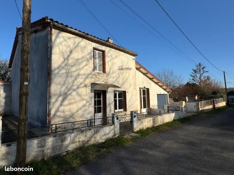 Maison à vendre, 96m², Chasseneuil-sur-Bonnieure