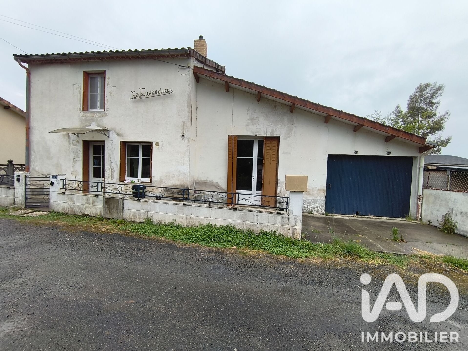 Maison à vendre, 90m², Chasseneuil-sur-Bonnieure