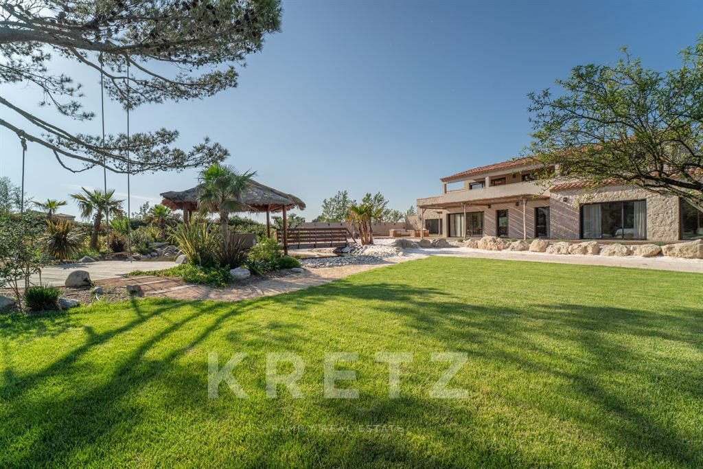 Maison à vendre, 414m², Eygalières