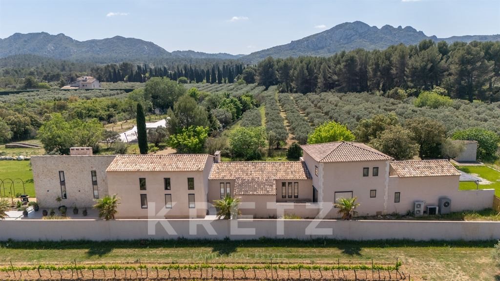 Maison à vendre, 412m², Eygalières