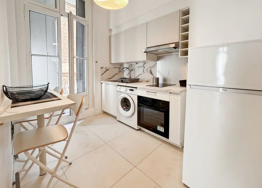 Appartement à louer, 21m², Béziers